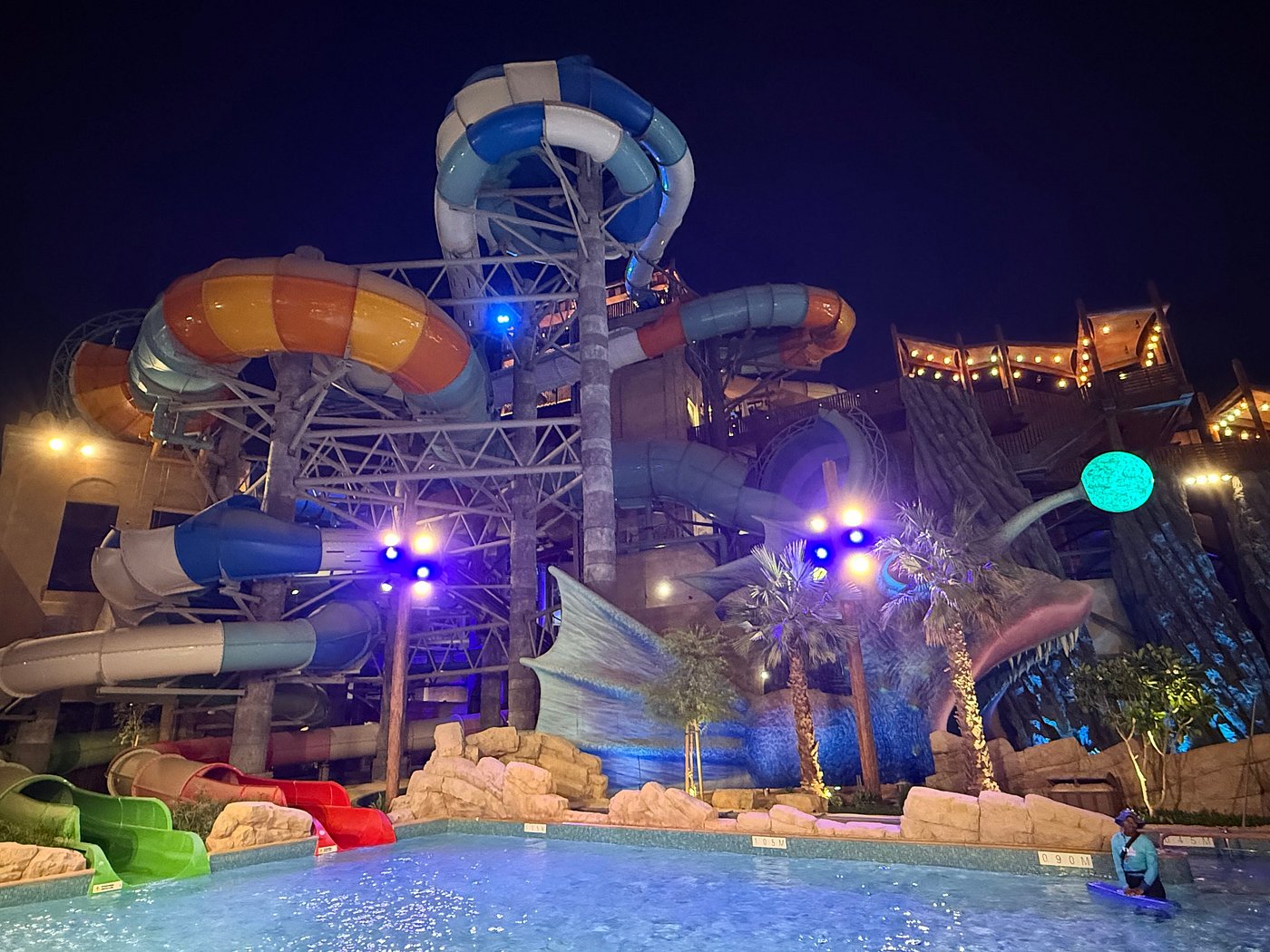 Bubble Barrel Surfable Wave